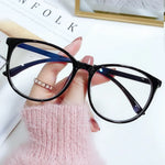 Load image into Gallery viewer, Men Women Finished Myopia Glasses Vintage Oval Frame Blue Light Blocking Eyeglasses Nearsighted Glasses Minus 0 To -6.0
